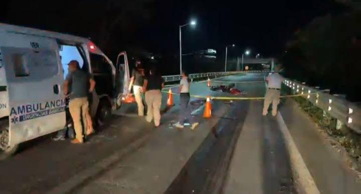 Dos muertos en moto en caseta de&nbsp;Sayula