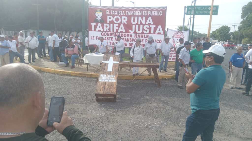 Taxistas de Veracruz Protestan por Nuevas&nbsp;Tarifas