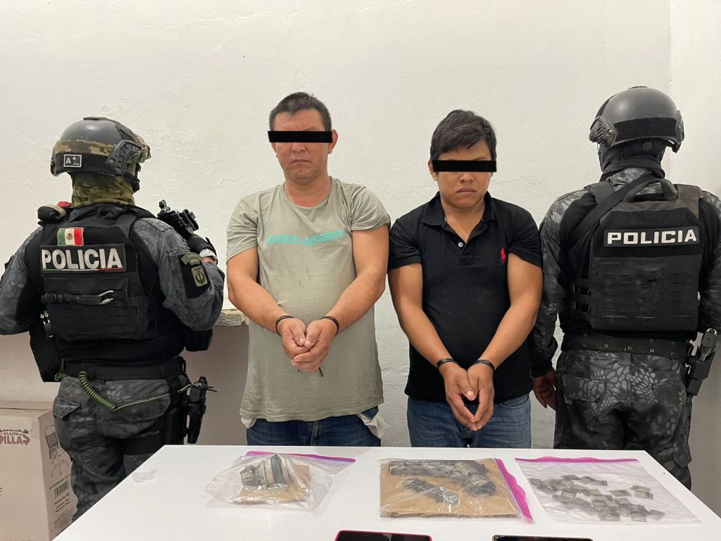 Capturan a Dos Sujetos con Droga, Granada y arma en San Juan&nbsp;Evangelista