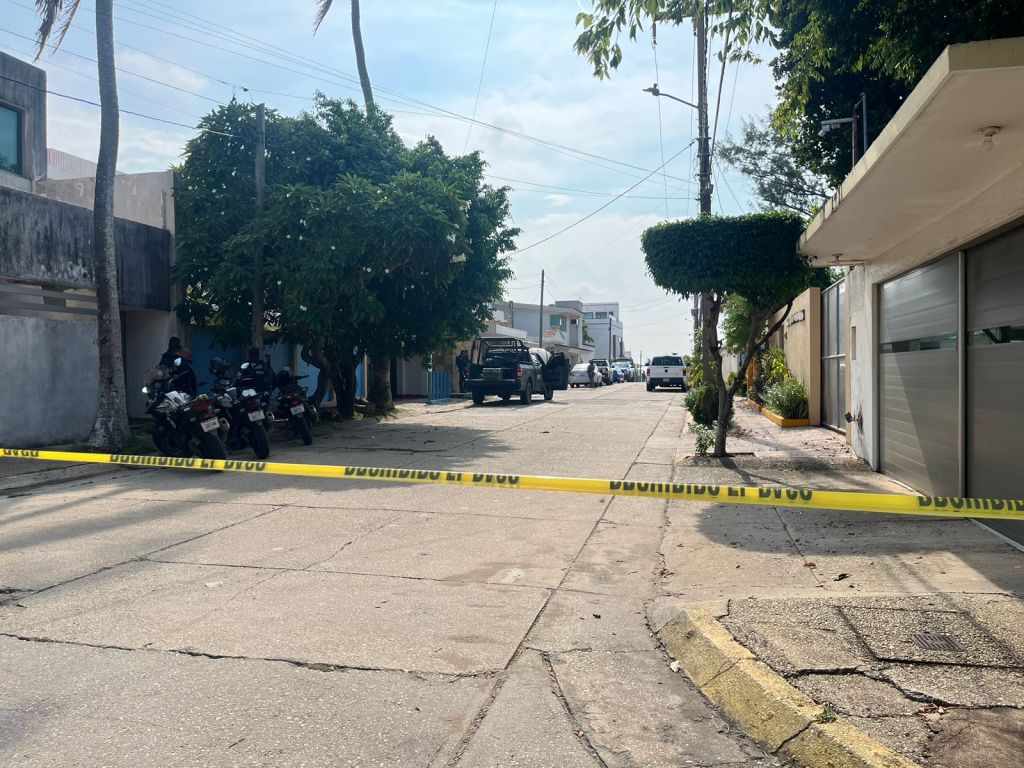 Localizan varios vehículos robados en domicilio de&nbsp;Coatzacoalcos