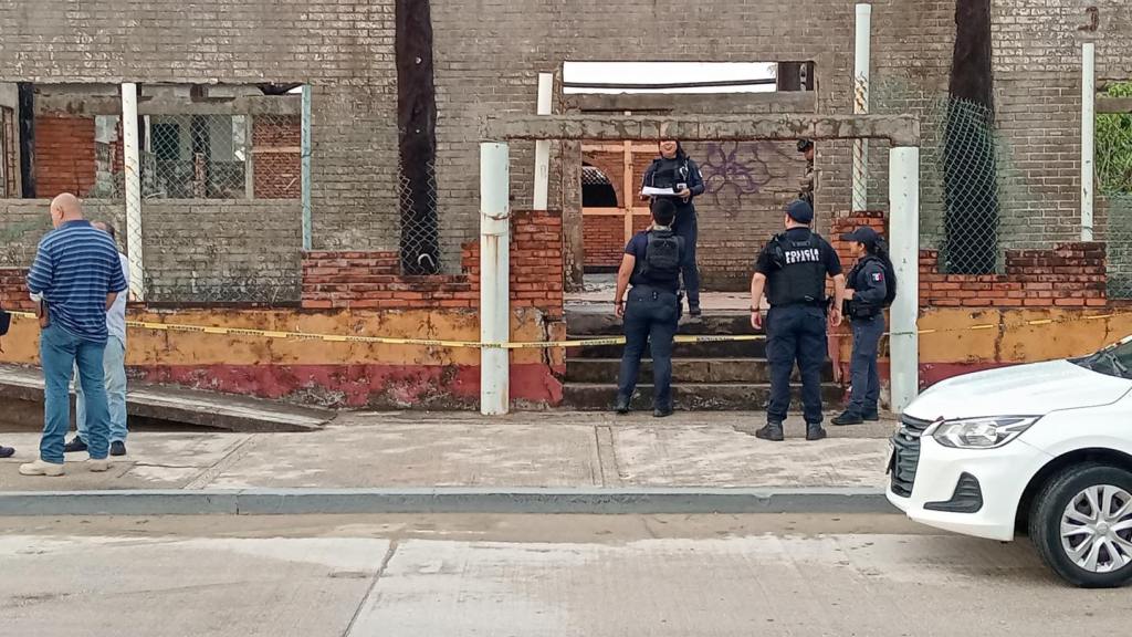 Hallan a hombre sin vida en inmueble abandonado del malecón de&nbsp;Coatzacoalcos